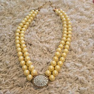 AVON 2 Strand Pearl and Rhinestone Necklace Presidents Club